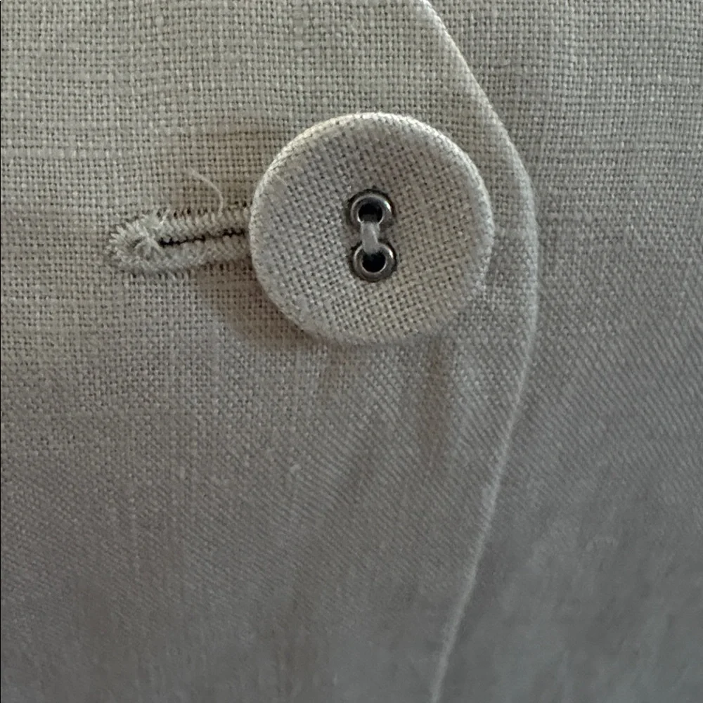 Quince Light Tan European Linen Vest - Picture 4 of 9